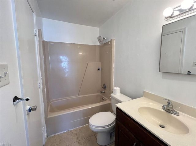 1530 Hummingbird LN, Virginia Beach, VA 23454