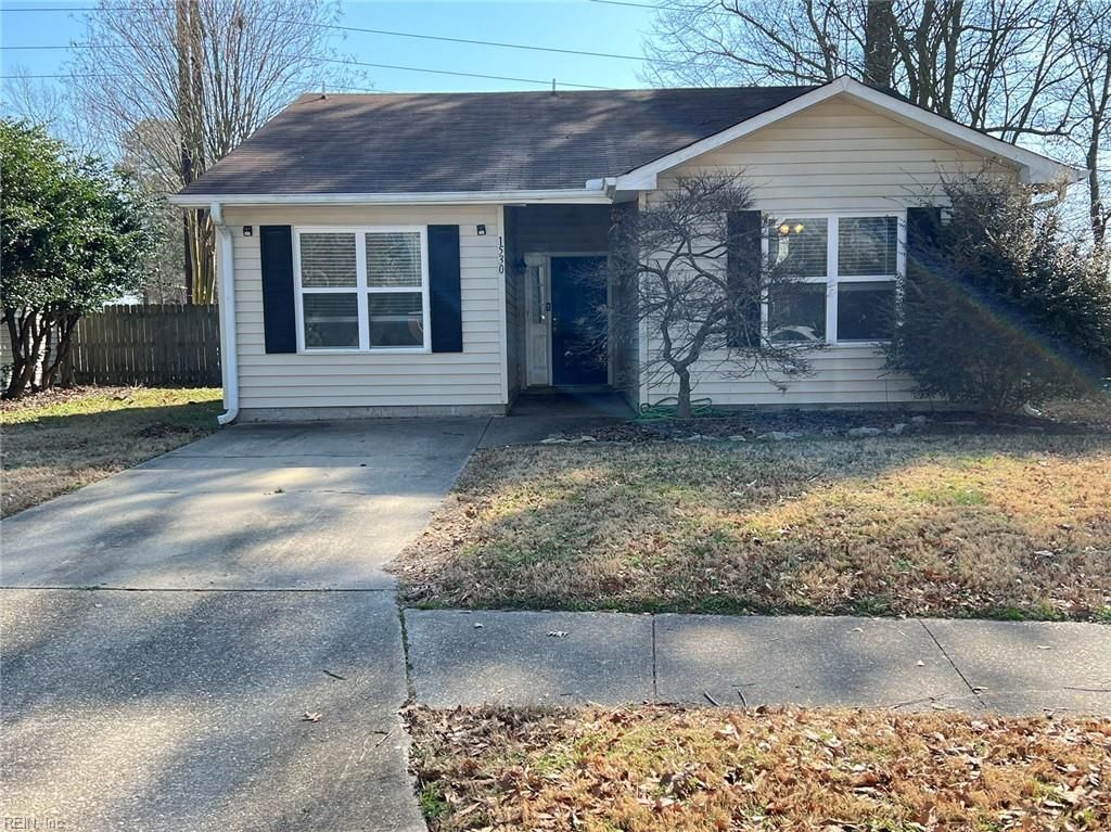 1530 Hummingbird LN, Virginia Beach, VA 23454