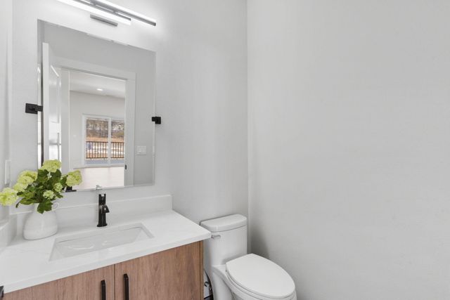 252 S Hickory Hills Boulevard, Springfield, MO 65802