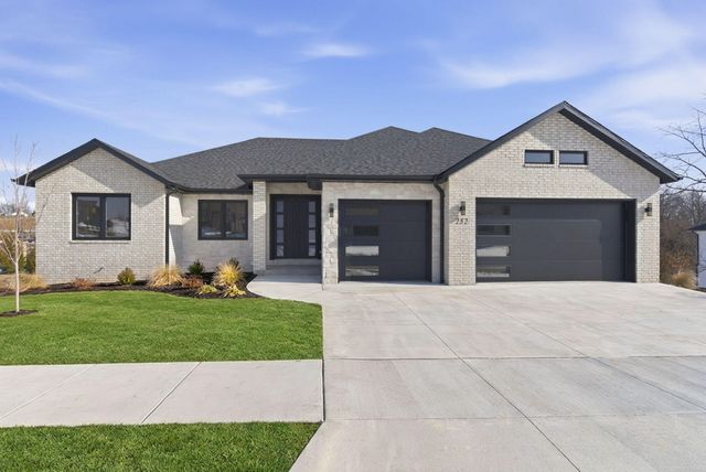 252 S Hickory Hills Boulevard, Springfield, MO 65802