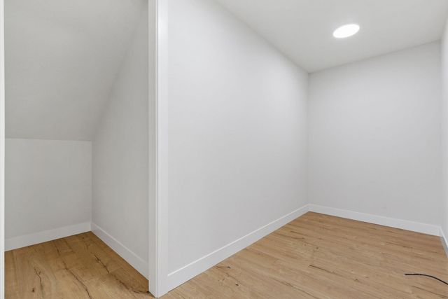 252 S Hickory Hills Boulevard, Springfield, MO 65802