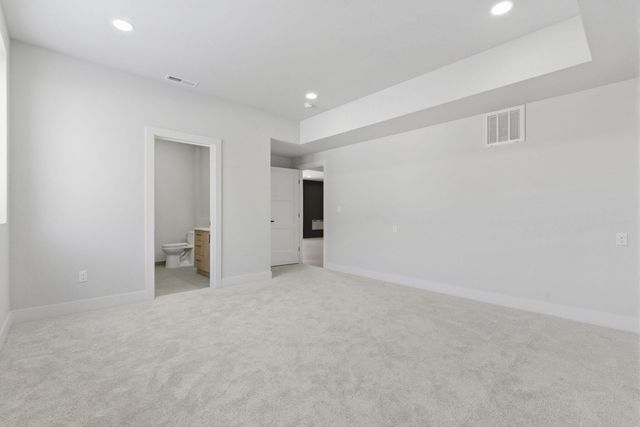 252 S Hickory Hills Boulevard, Springfield, MO 65802