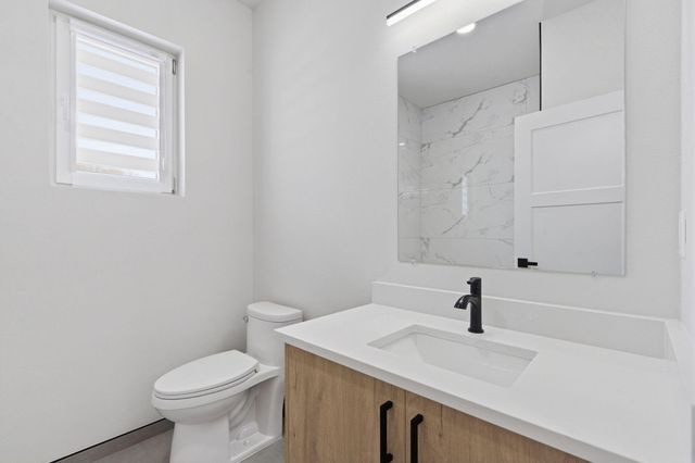 252 S Hickory Hills Boulevard, Springfield, MO 65802