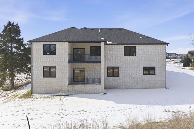 252 S Hickory Hills Boulevard, Springfield, MO 65802