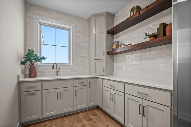 11014 Taylor Lane, Rogers, MN 55374