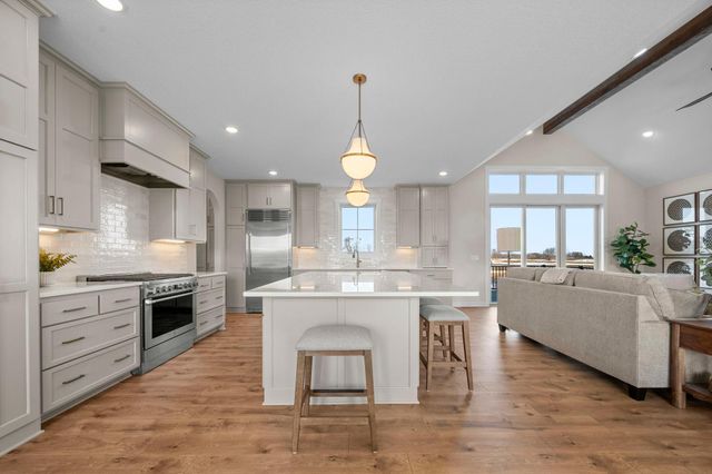 11014 Taylor Lane, Rogers, MN 55374