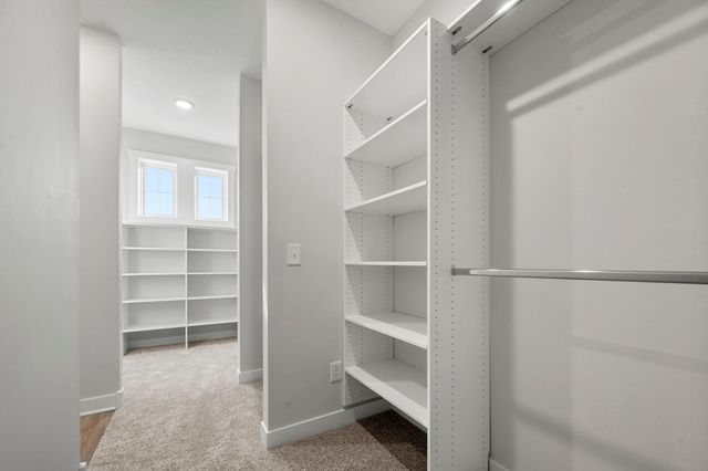 11014 Taylor Lane, Rogers, MN 55374