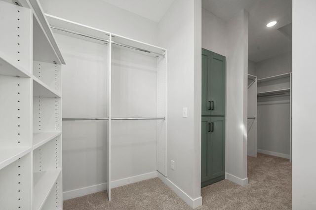 11014 Taylor Lane, Rogers, MN 55374