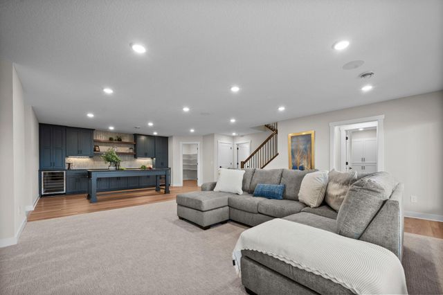 11014 Taylor Lane, Rogers, MN 55374