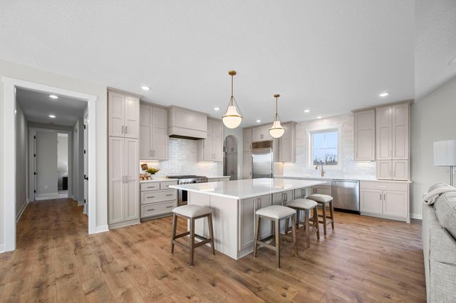 11014 Taylor Lane, Rogers, MN 55374