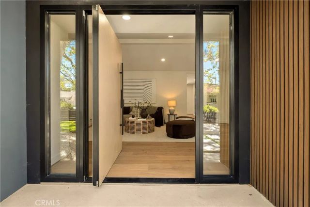 12311 Hartsook Street, Valley Village, CA 91607
