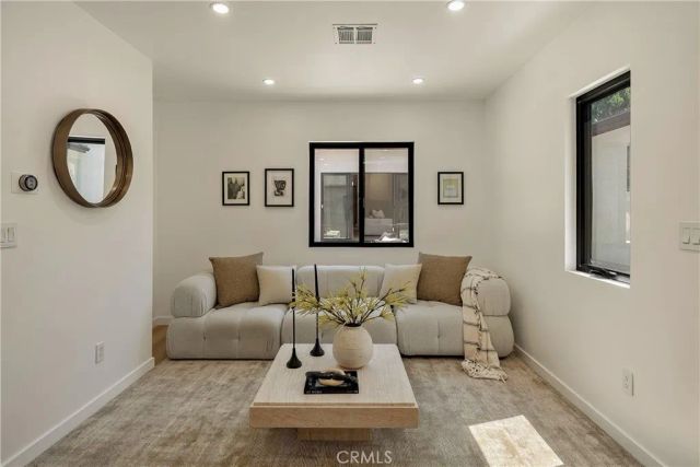 12311 Hartsook Street, Valley Village, CA 91607