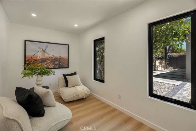 12311 Hartsook Street, Valley Village, CA 91607