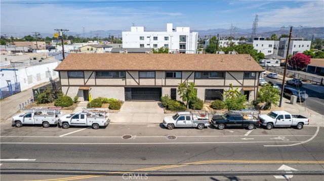 6003 Craner Avenue, North Hollywood, CA 91606