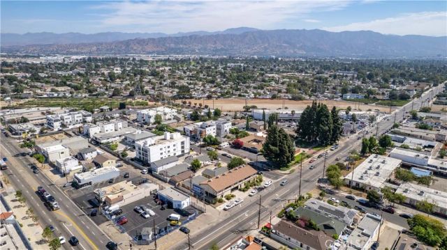 6003 Craner Avenue, North Hollywood, CA 91606