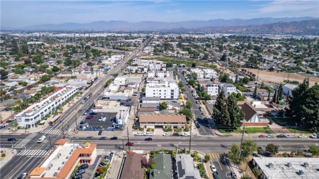6003 Craner Avenue, North Hollywood, CA 91606