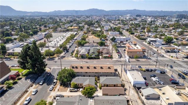 6003 Craner Avenue, North Hollywood, CA 91606