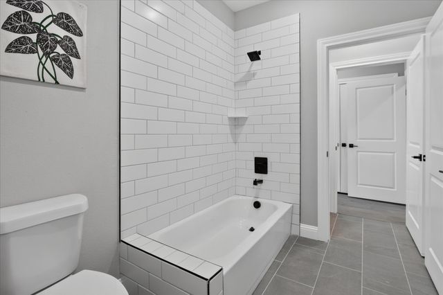 808 Premier, Grand Prairie, TX 75051