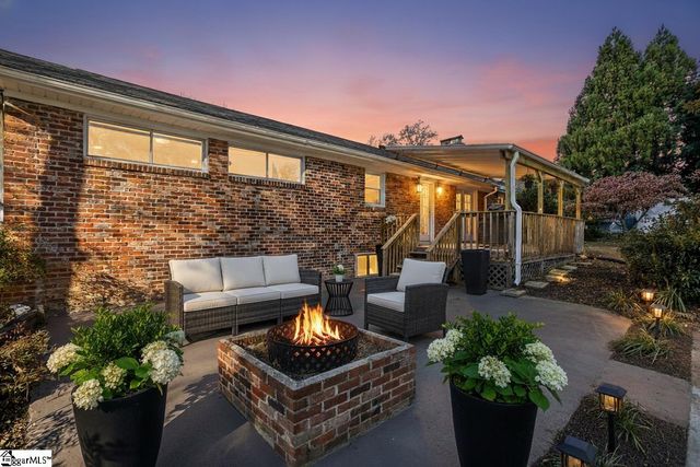 200 Leyswood Drive, Greenville, SC 29615