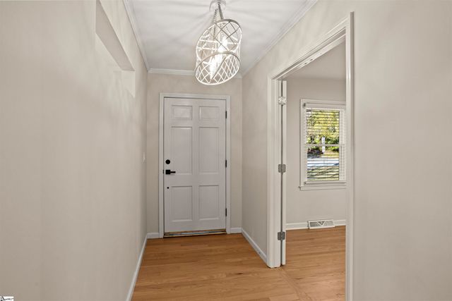 200 Leyswood Drive, Greenville, SC 29615