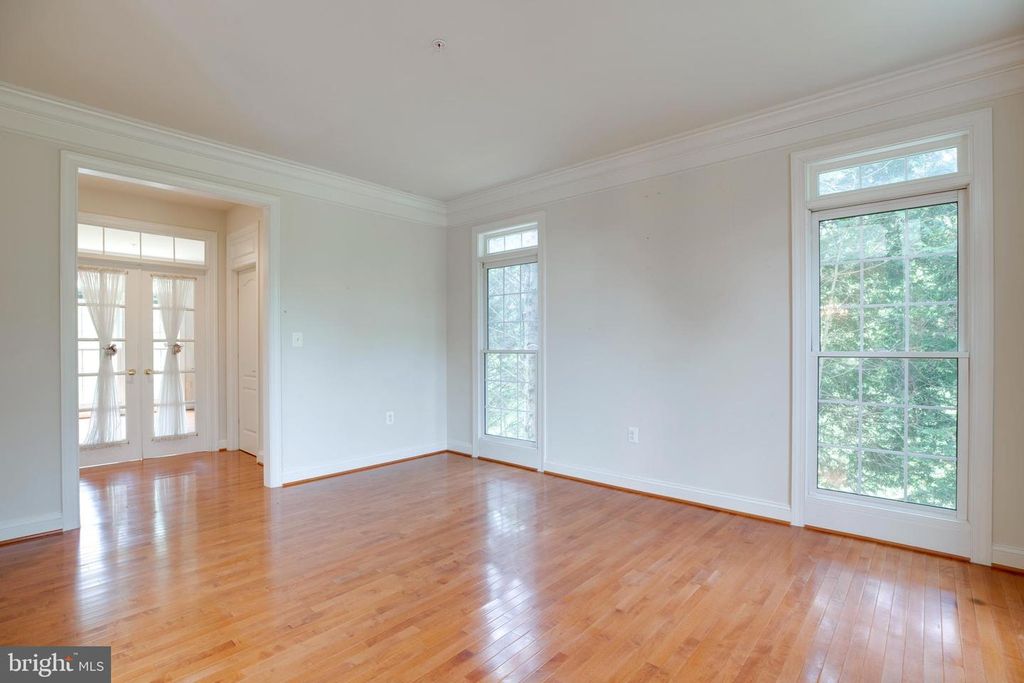 Image 11 of property listing at 19336 CYPRESS HILL WAY, Gaithersburg, MD 20879