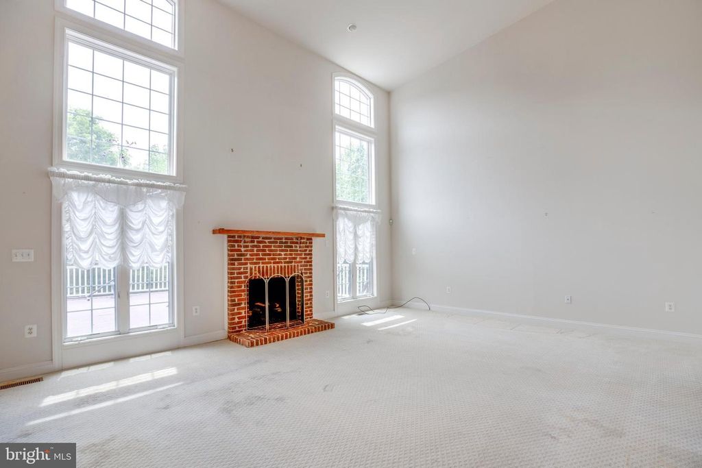 Image 23 of property listing at 19336 CYPRESS HILL WAY, Gaithersburg, MD 20879