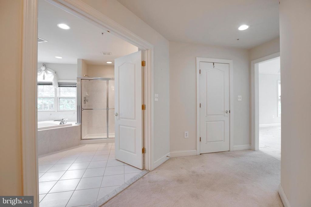 Image 61 of property listing at 19336 CYPRESS HILL WAY, Gaithersburg, MD 20879