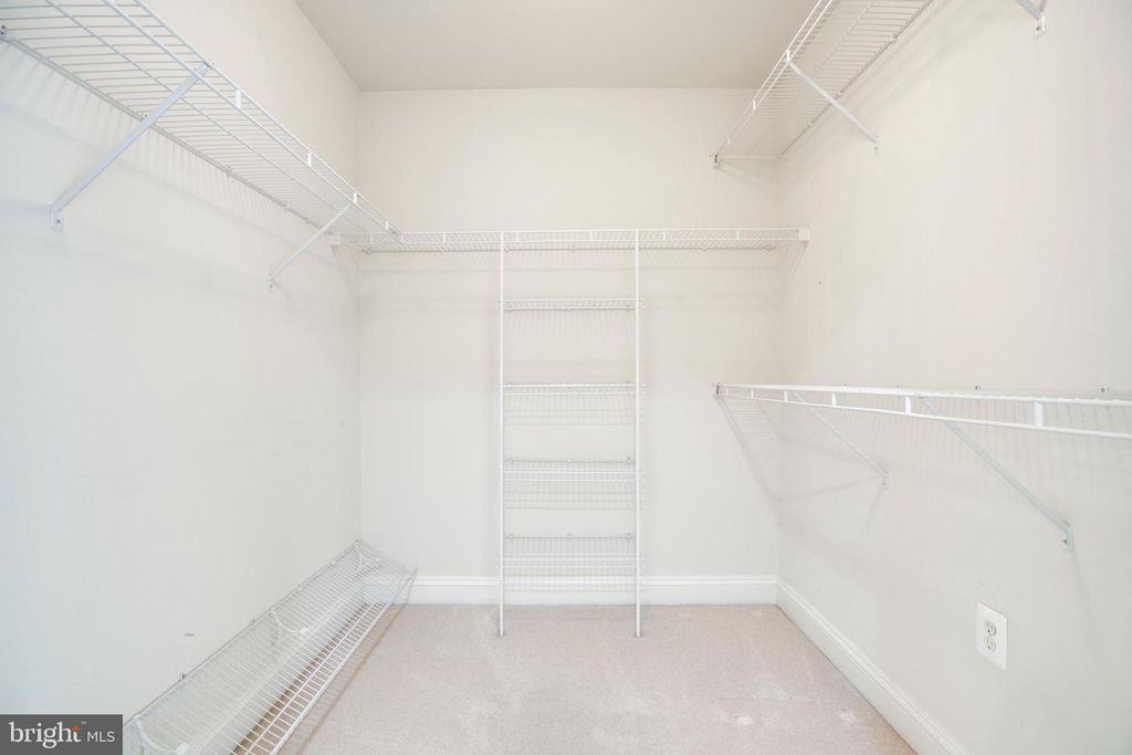 Image 66 of property listing at 19336 CYPRESS HILL WAY, Gaithersburg, MD 20879