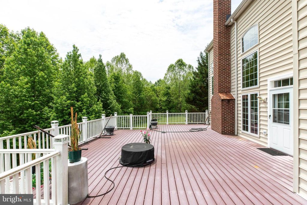 Image 68 of property listing at 19336 CYPRESS HILL WAY, Gaithersburg, MD 20879