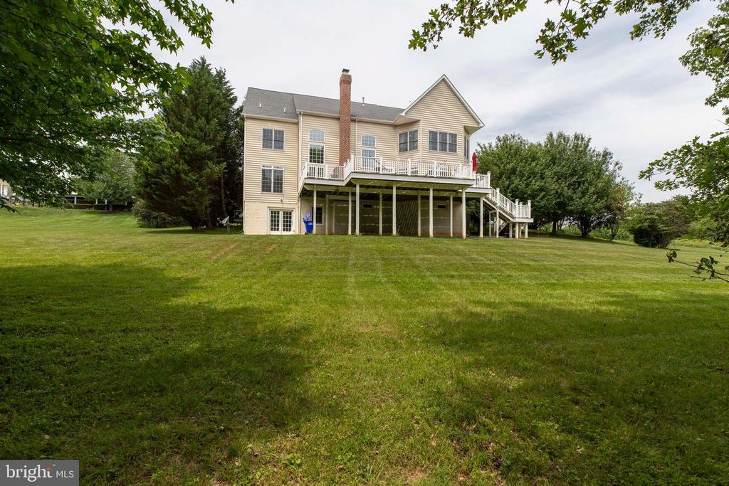 Image 74 of property listing at 19336 CYPRESS HILL WAY, Gaithersburg, MD 20879