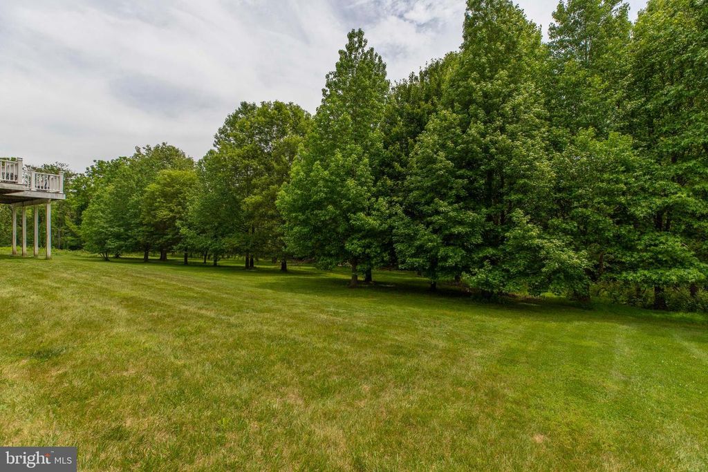 Image 76 of property listing at 19336 CYPRESS HILL WAY, Gaithersburg, MD 20879