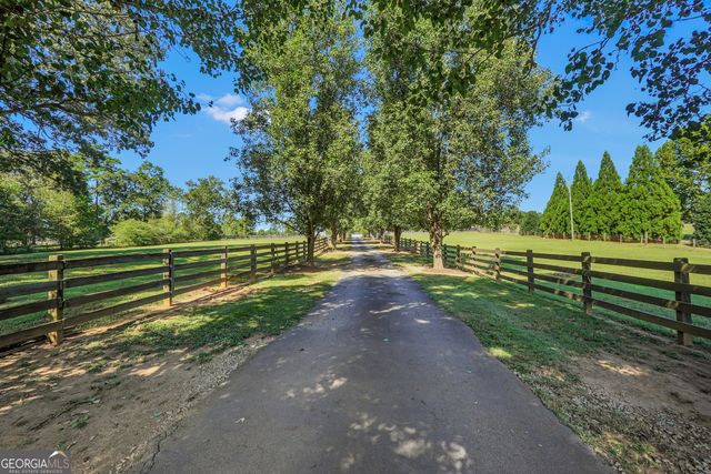 1964 E Lake Road, Mcdonough, GA 30252