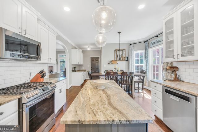 1964 E Lake Road, Mcdonough, GA 30252