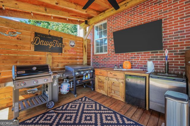 1964 E Lake Road, Mcdonough, GA 30252