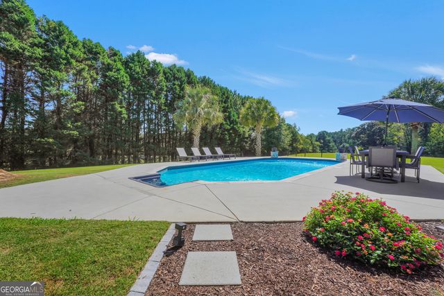 1964 E Lake Road, Mcdonough, GA 30252