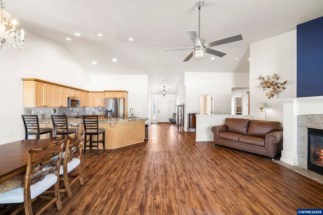14941 Seal Rock Av NE, Aurora, OR 97002