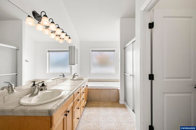 14941 Seal Rock Av NE, Aurora, OR 97002