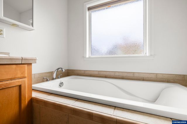 14941 Seal Rock Av NE, Aurora, OR 97002