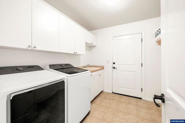 14941 Seal Rock Av NE, Aurora, OR 97002
