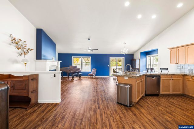 14941 Seal Rock Av NE, Aurora, OR 97002