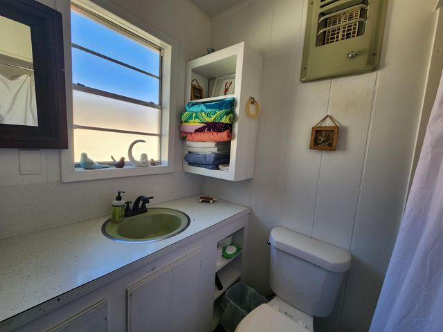 162 Smith Ln, Grand Isle, LA 70358