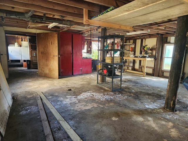 162 Smith Ln, Grand Isle, LA 70358