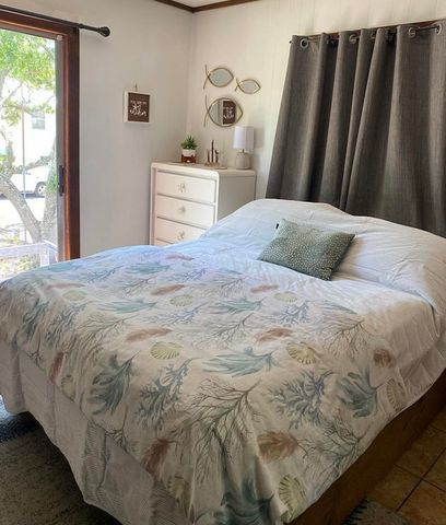 162 Smith Ln, Grand Isle, LA 70358