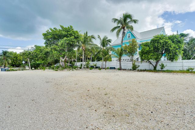 22552 Jolly Roger Drive, Cudjoe Key, FL 33042