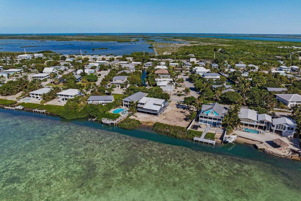 22552 Jolly Roger Drive, Cudjoe Key, FL 33042