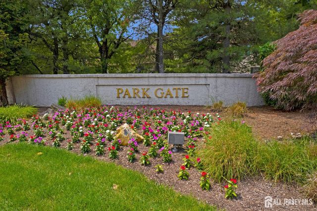 79 Park Gate Drive, Edison, NJ 08820