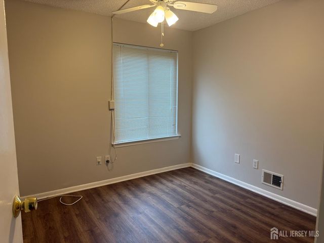 79 Park Gate Drive, Edison, NJ 08820