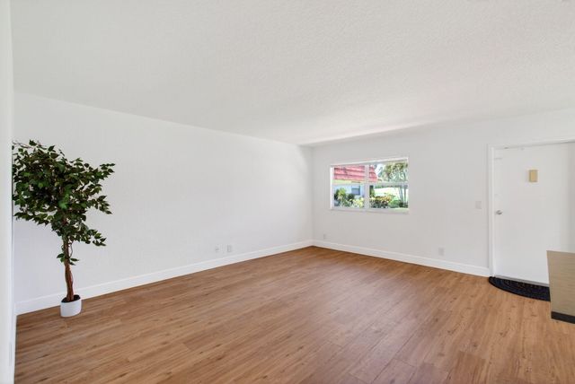 221 Waterford J, Delray Beach, FL 33446
