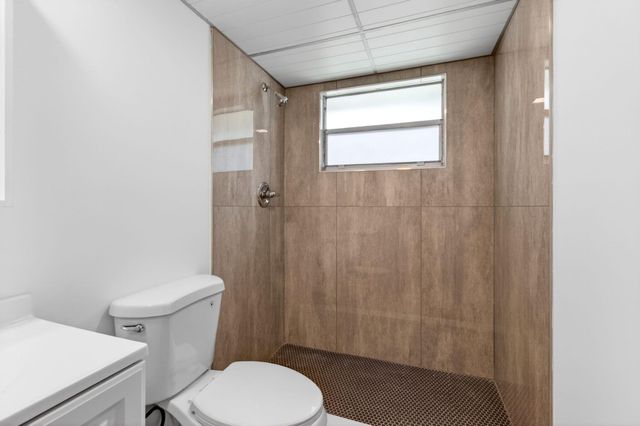 221 Waterford J, Delray Beach, FL 33446