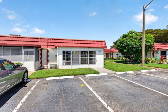 221 Waterford J, Delray Beach, FL 33446